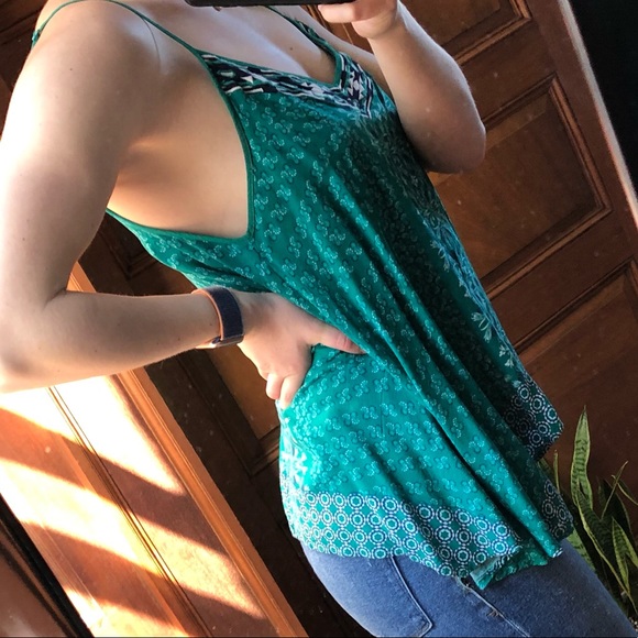 Tank - Picture 2 of 5